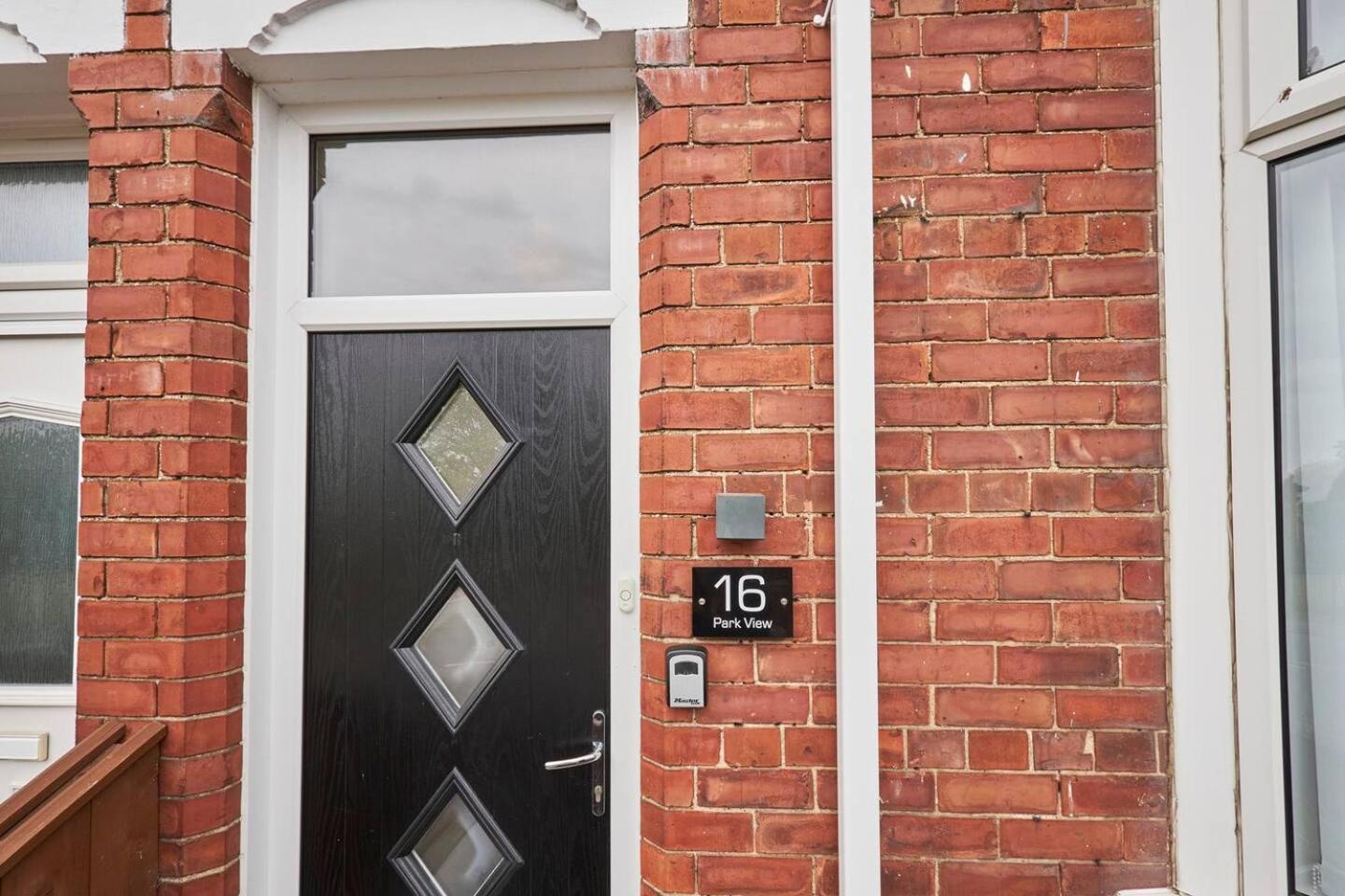 Pass The Keys Modern Home In A Seaside Town Seaham Bagian luar foto