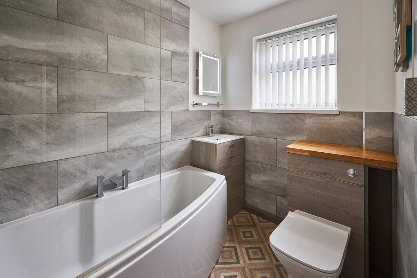 Pass The Keys Modern Home In A Seaside Town Seaham Bagian luar foto