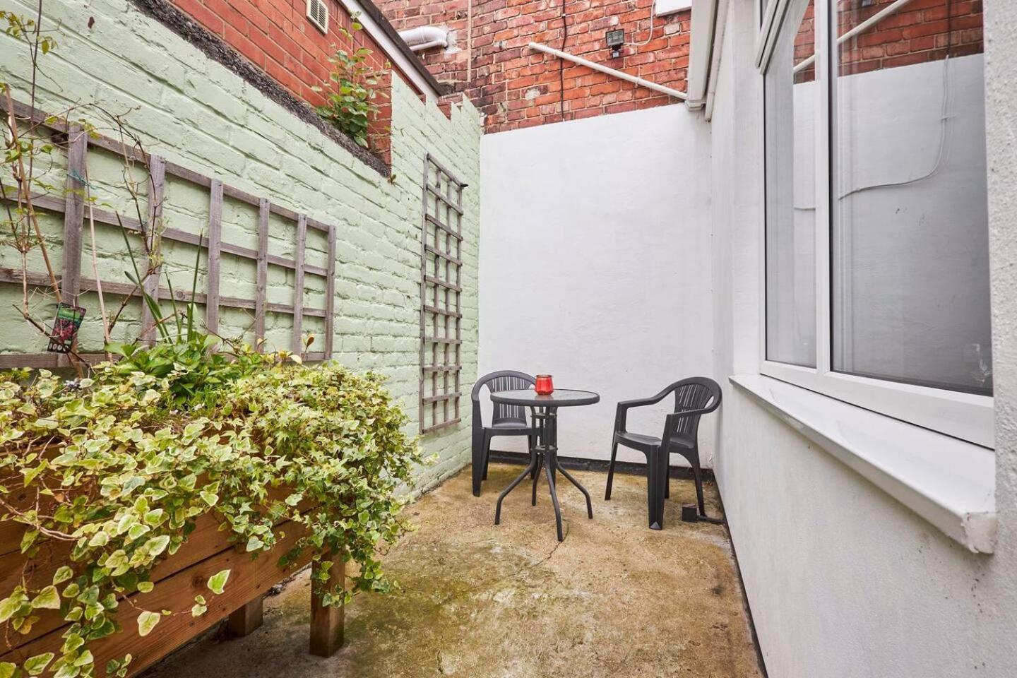 Pass The Keys Modern Home In A Seaside Town Seaham Bagian luar foto